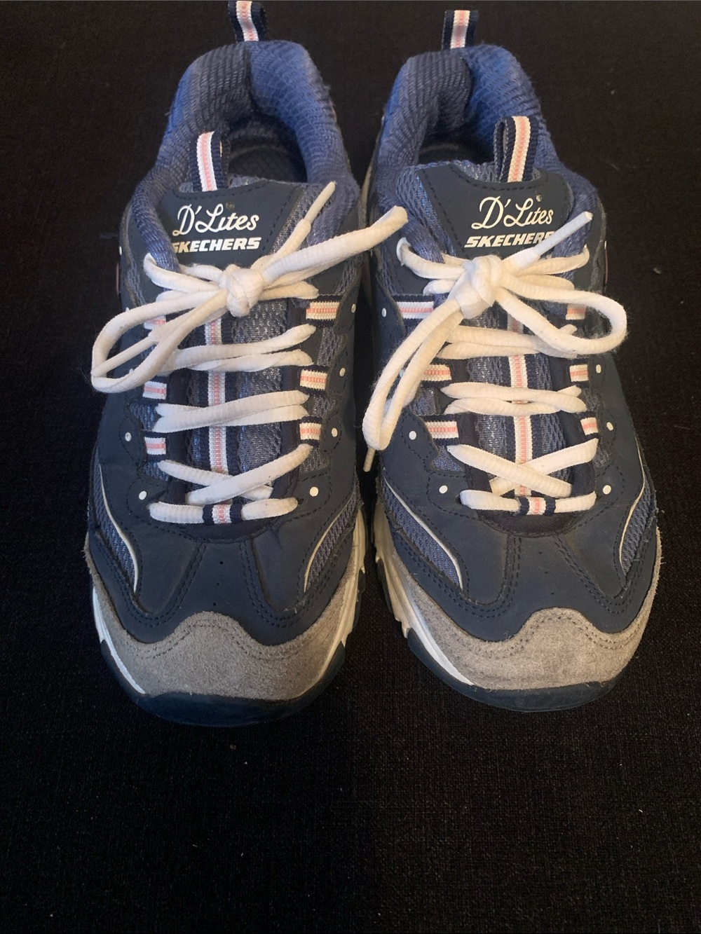 Skechers D'Lites woman size 7.5 Navy, White, and Pink Accent